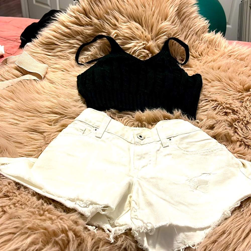 Short white lucky brand size 6
